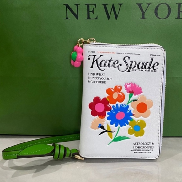 kate spade Handbags - Kate spade magazine wristlet wallet